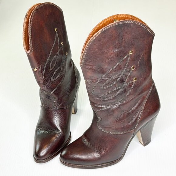 Nine West Shoes - Nine West Dark Brown Western Heeled Boots (7.5)